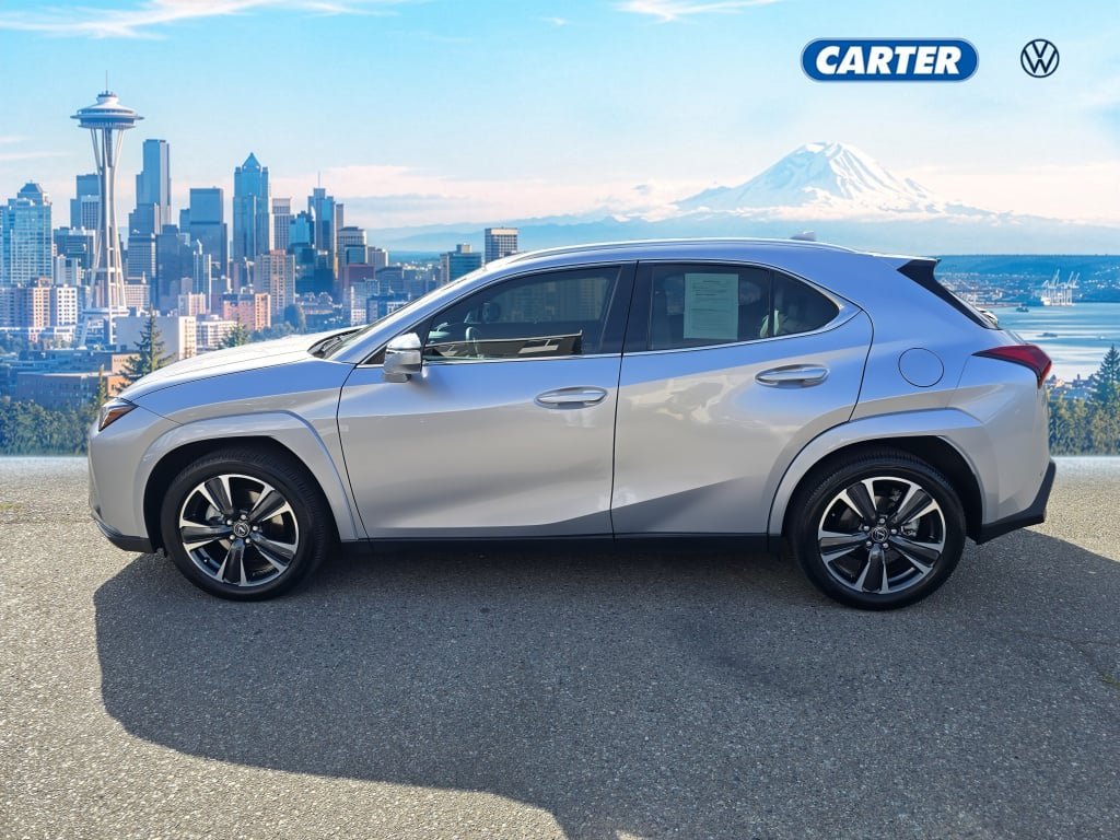 Used 2025 Lexus UX 300h AWD w/ Accessory Package (Z1) image 6