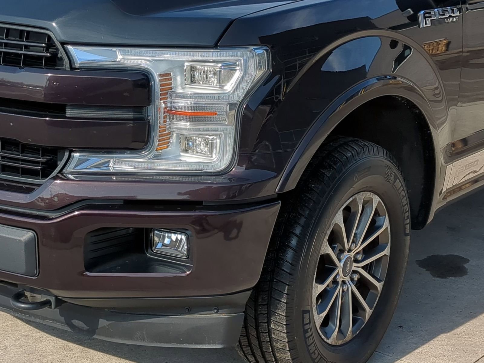 Used 2018 Ford F150 Lariat w/ Equipment Group 502A Luxury image 14