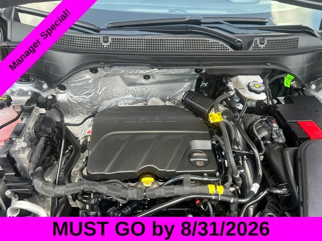 Used 2026 Chevrolet Trax LS w/ LS Convenience Package FWD image 32