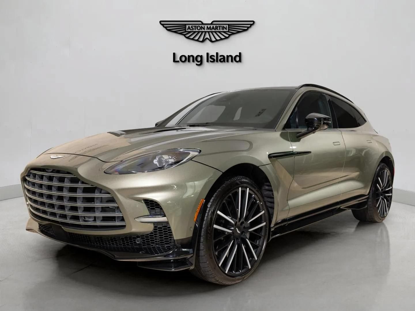 New 2026 Aston Martin DBX 707 AWD/4WD image 1