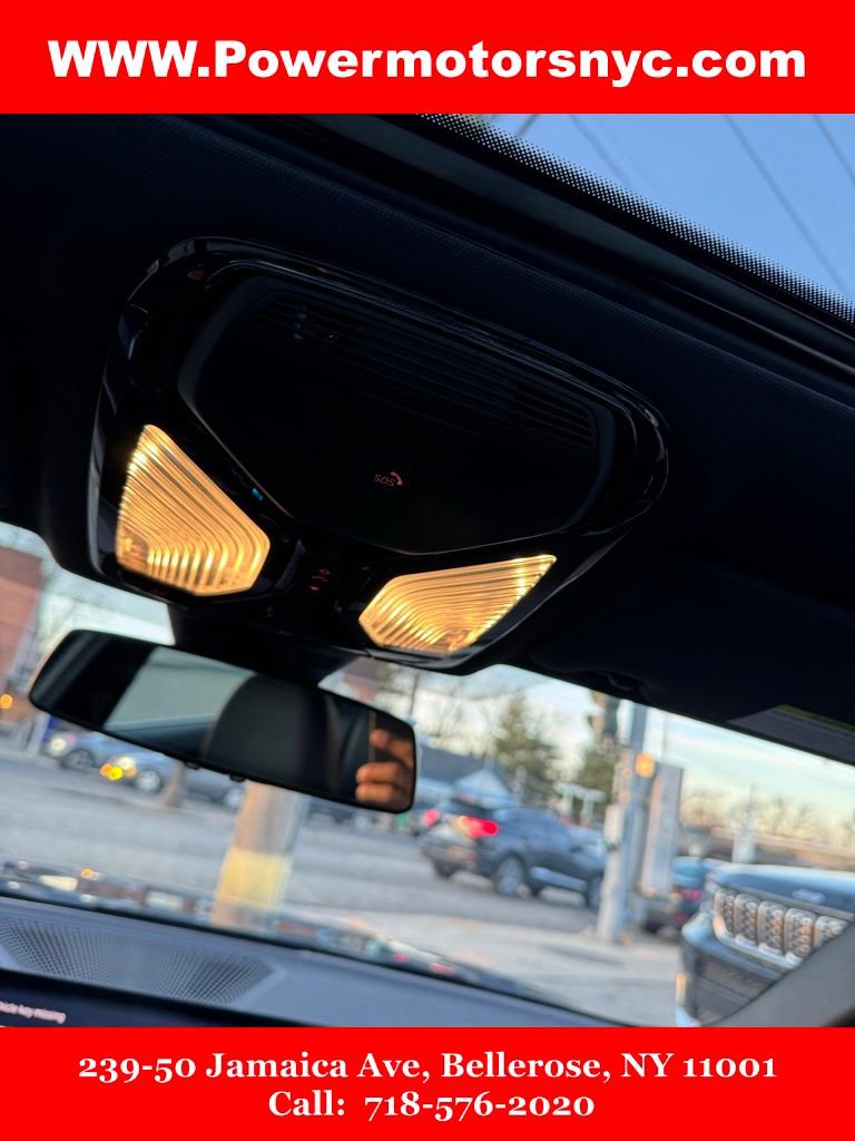 Used 2024 BMW 330i Sedan w/ Convenience Package image 27