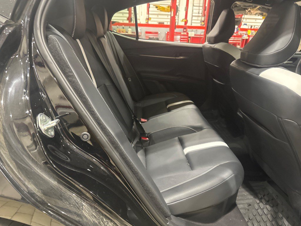 Used 2025 Toyota Camry SE FWD image 47