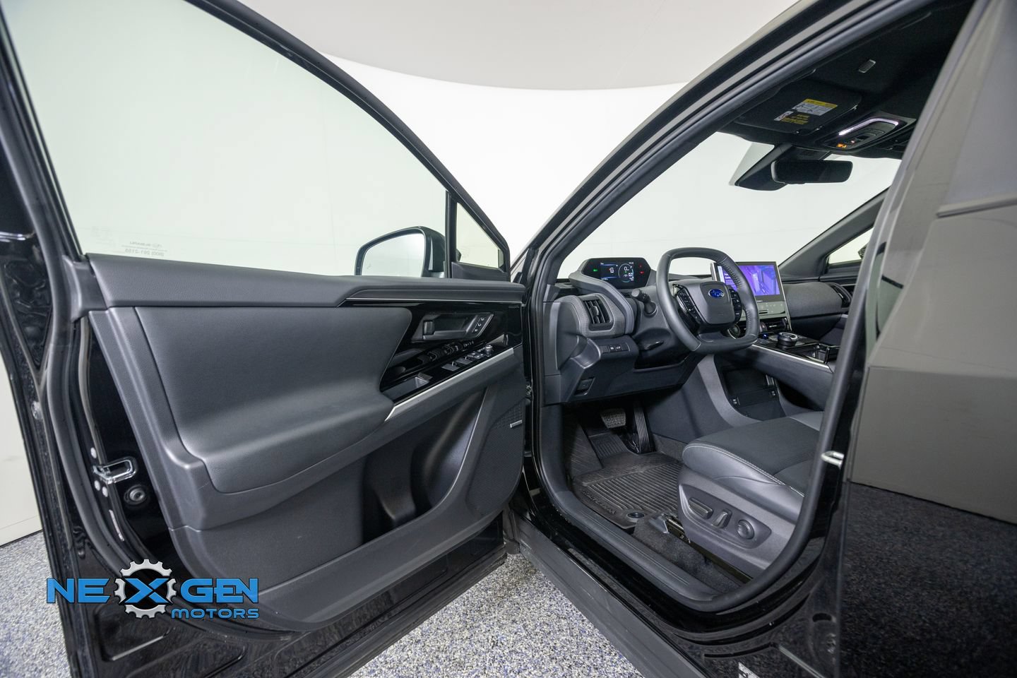 Used 2024 Subaru Solterra w/ Limited Package AWD/4WD image 9