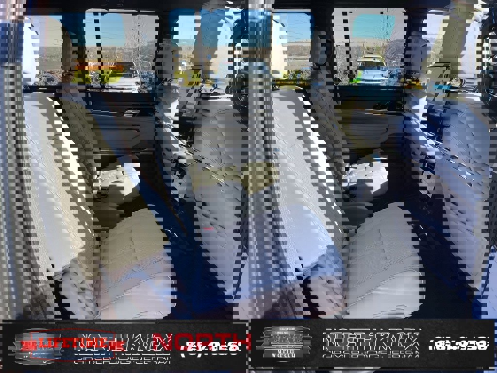 New 2026 Jeep Grand Wagoneer Summit image 25