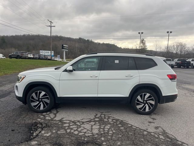 Used 2025 Volkswagen Atlas SE image 9