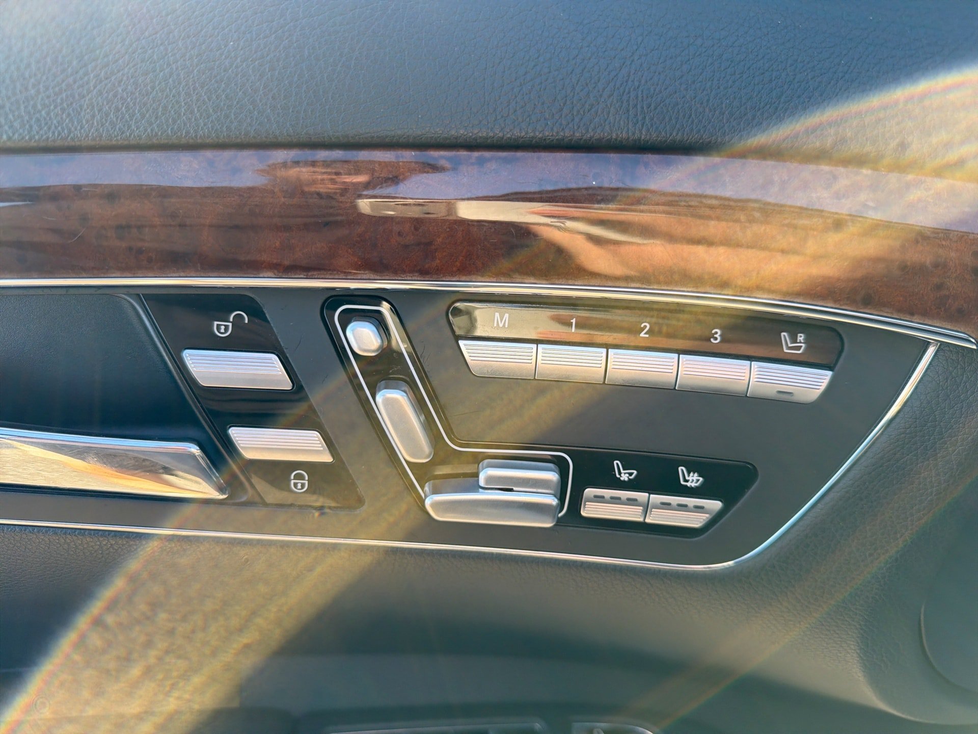 Used 2013 Mercedes-Benz S 550 4MATIC image 14