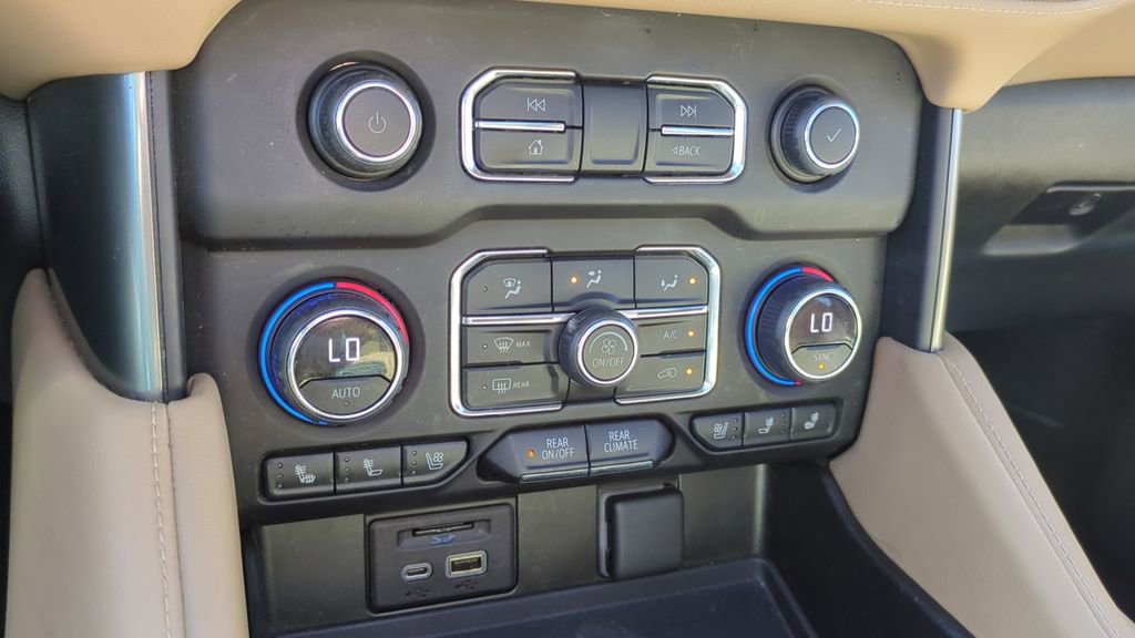 Used 2021 Chevrolet Tahoe Premier w/ Premium Package 2 image 21