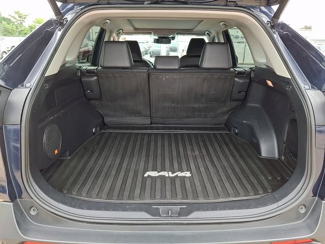 Used 2021 Toyota RAV4 Limited AWD/4WD image 30