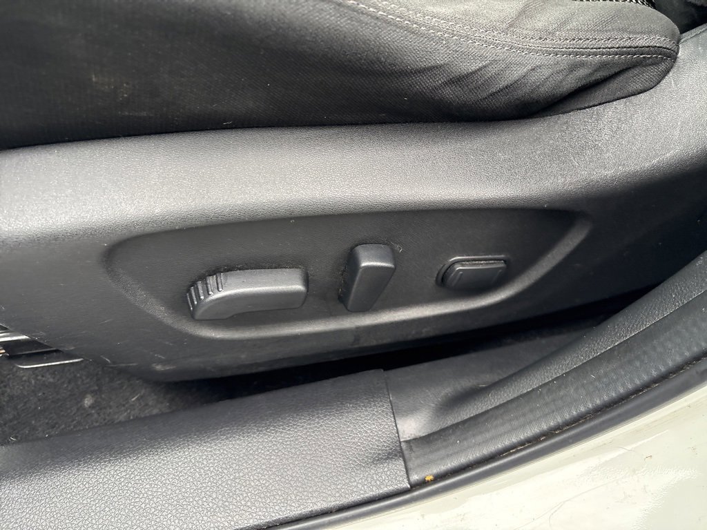 Used 2017 Nissan Rogue Sport SV image 21