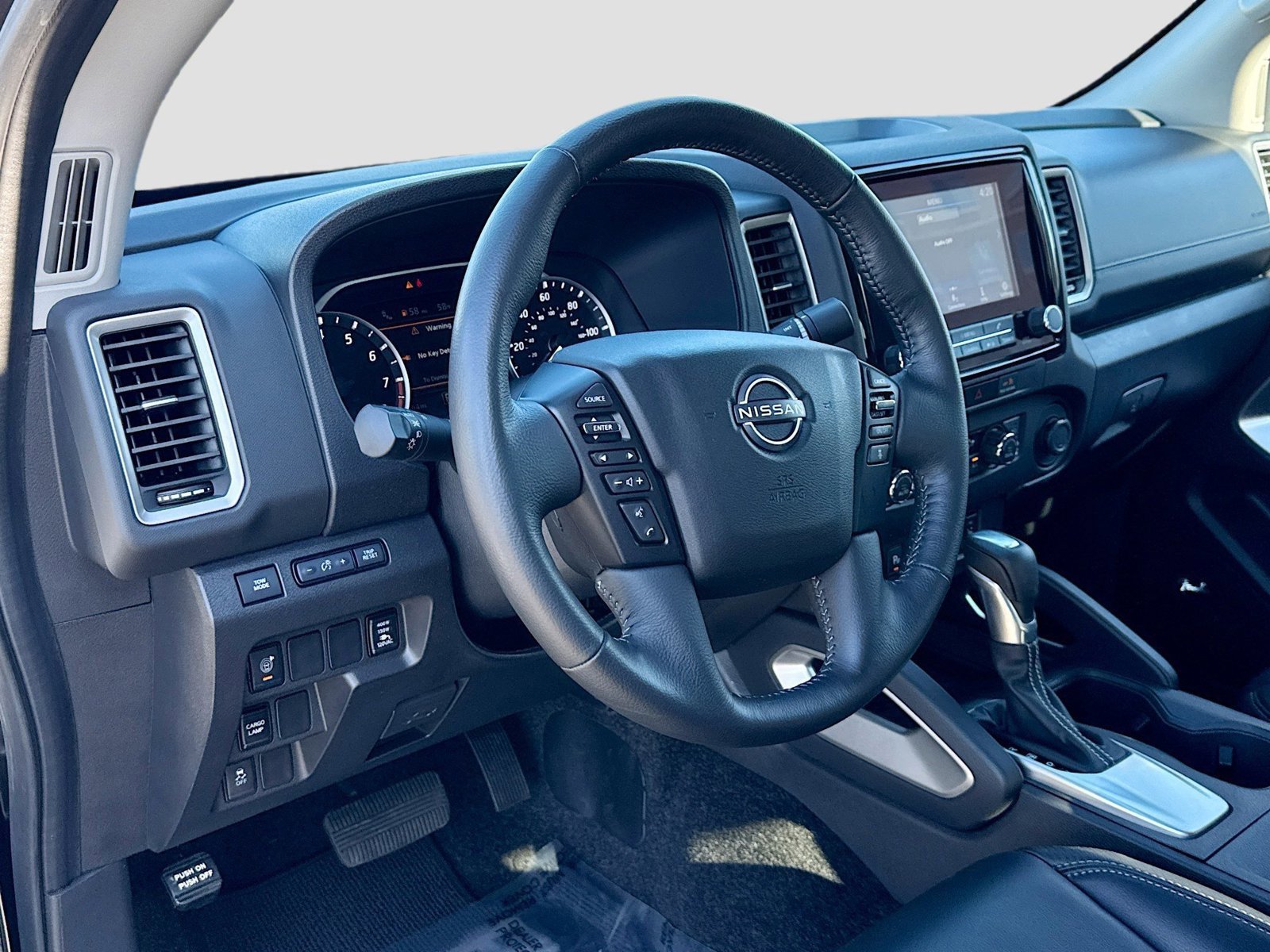 Used 2024 Nissan Frontier SL w/ Technology Package image 20