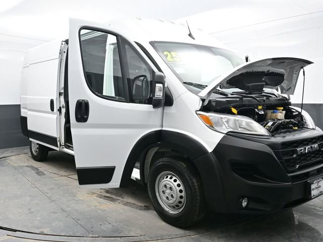 Used 2025 RAM ProMaster 2500 w/ Convenience Group image 38