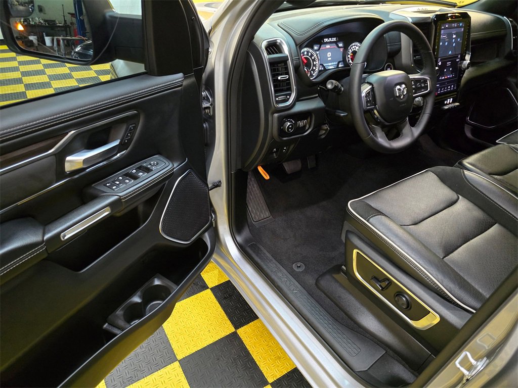 Used 2025 RAM 1500 Laramie image 20