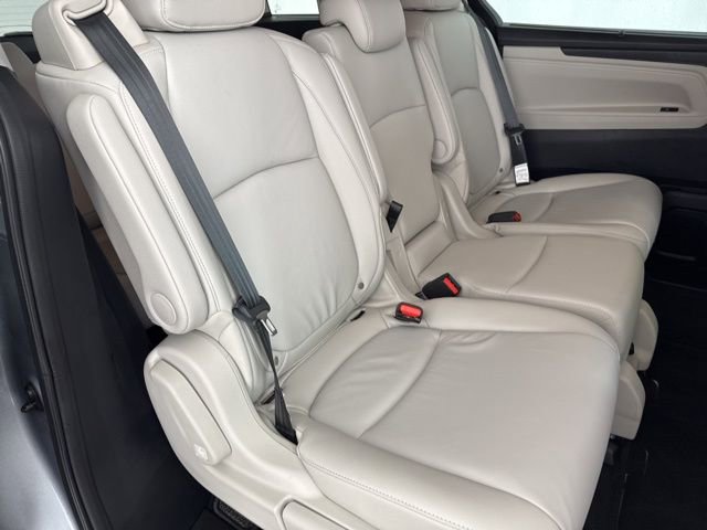 Certified 2026 Honda Odyssey EX-L image 30