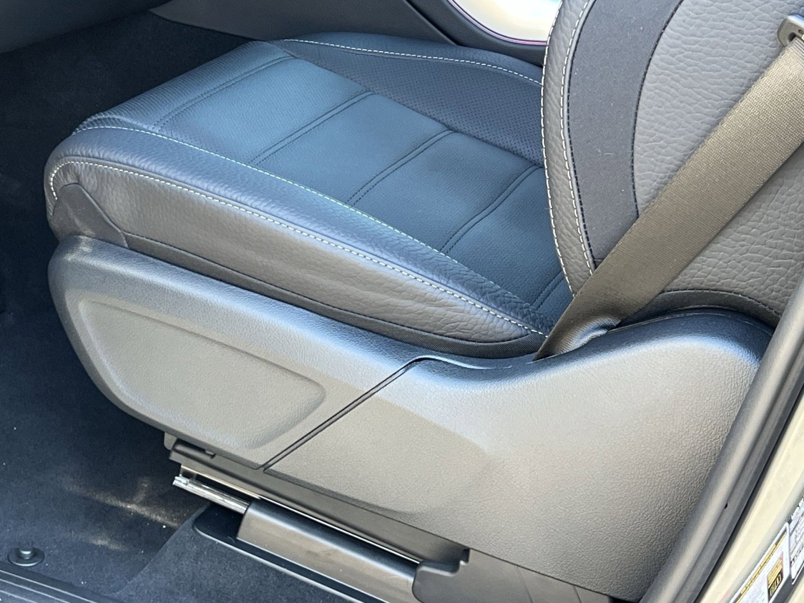 New 2026 Mercedes-Benz GLS 450 GLS 450 image 12