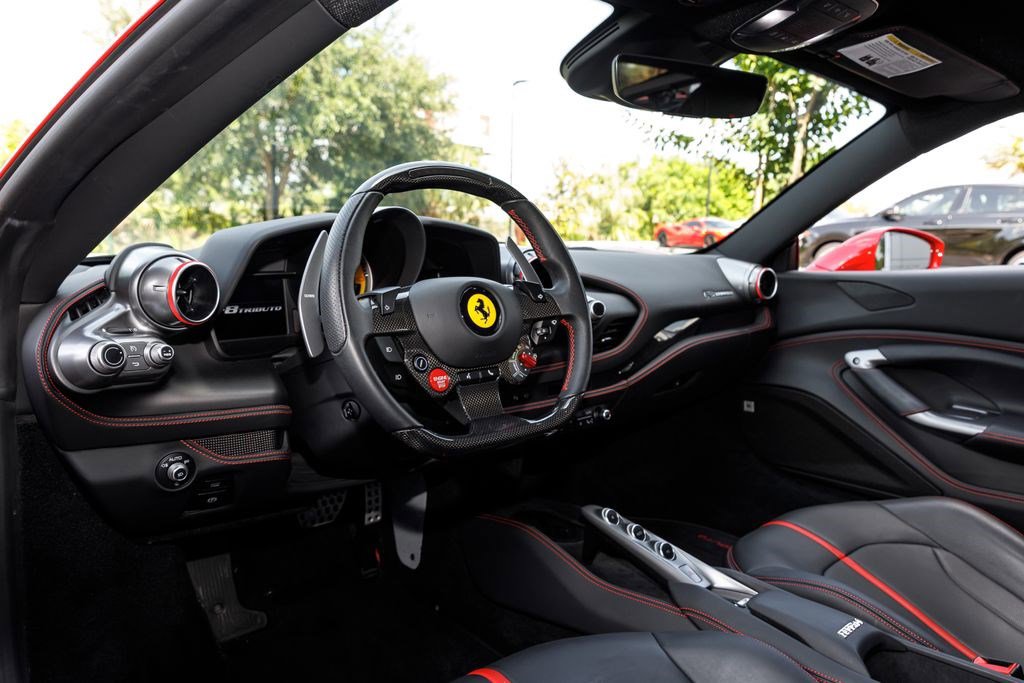 Used 2022 Ferrari F8 Tributo RWD image 9