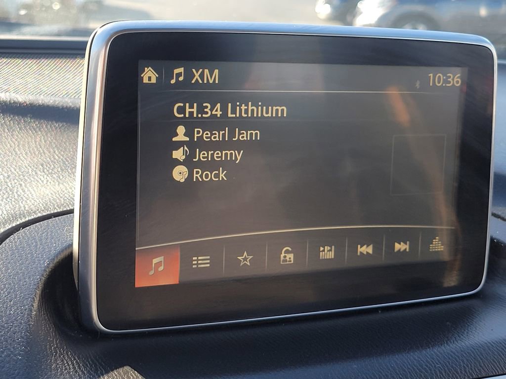 Used 2016 MAZDA MAZDA3 i Touring w/ Popular Equipment Package image 24