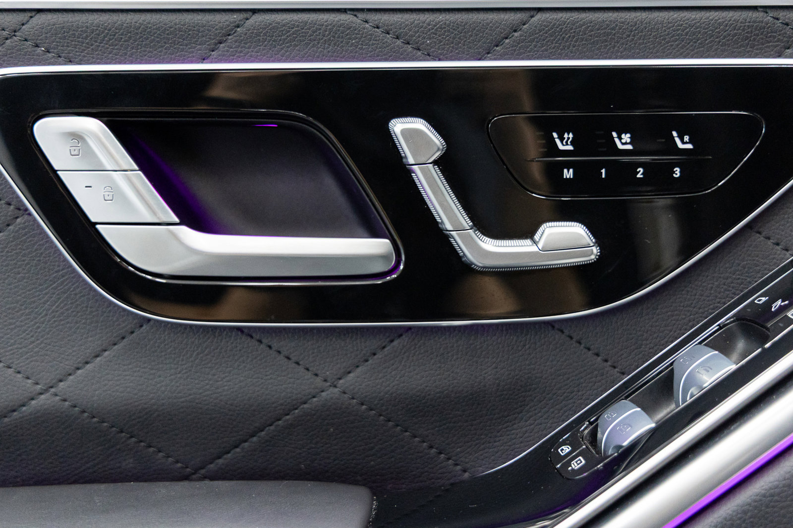 Used 2024 Mercedes-Benz S 580 4MATIC Sedan image 20