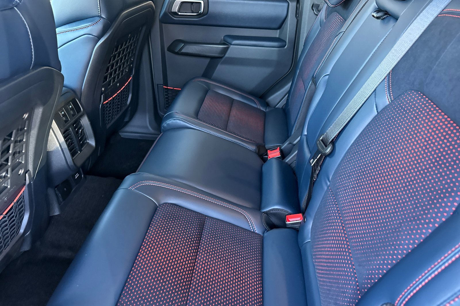 New 2025 Ford Bronco Raptor image 12