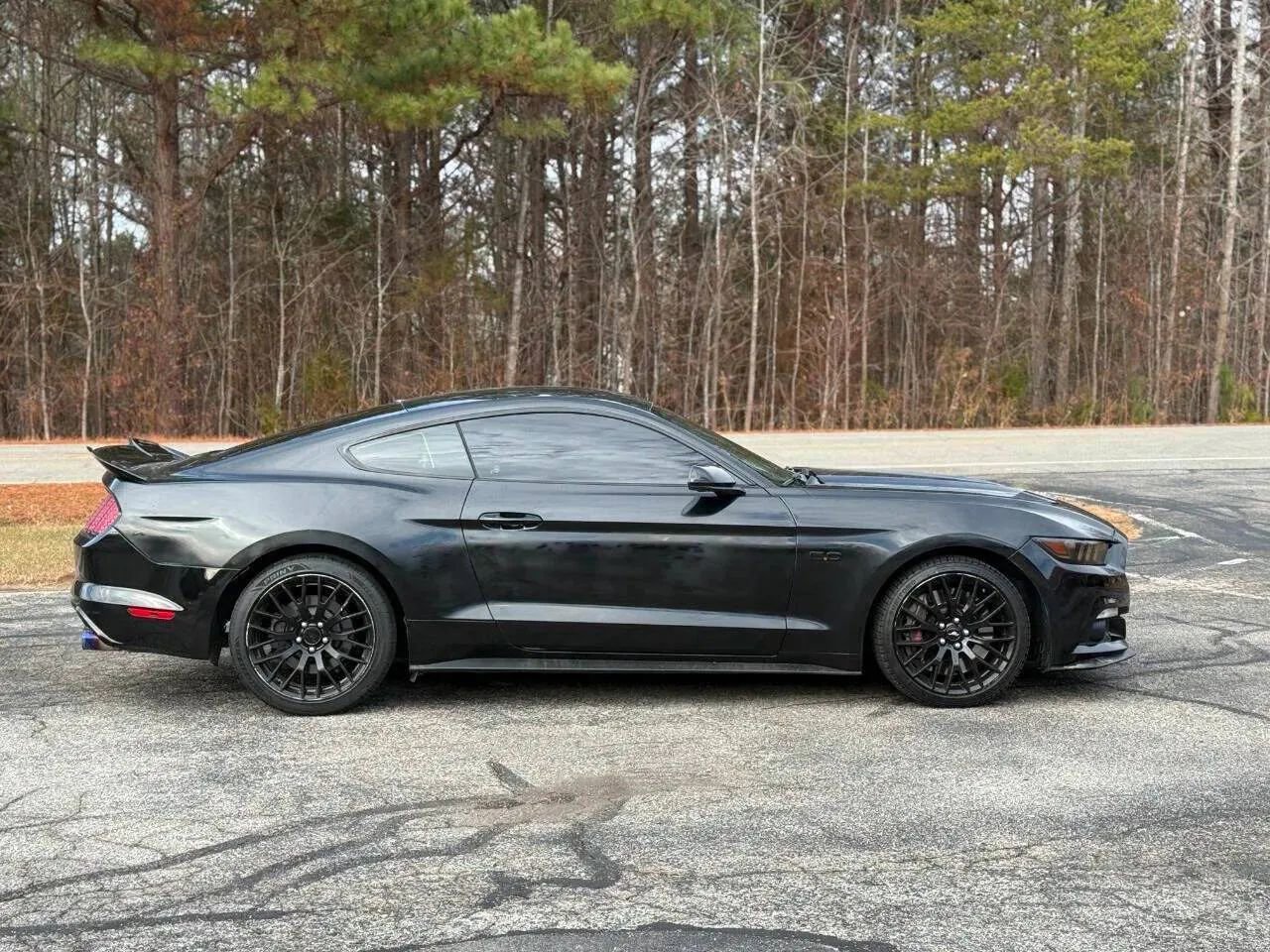 Used 2016 Ford Mustang GT w/ GT Performance Package image 2