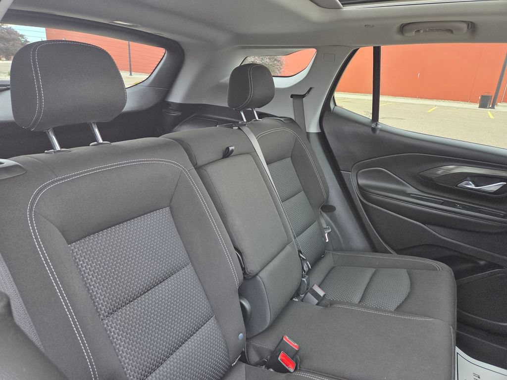 Used 2023 GMC Terrain SLE w/ Driver Convenience Package AWD/4WD image 43