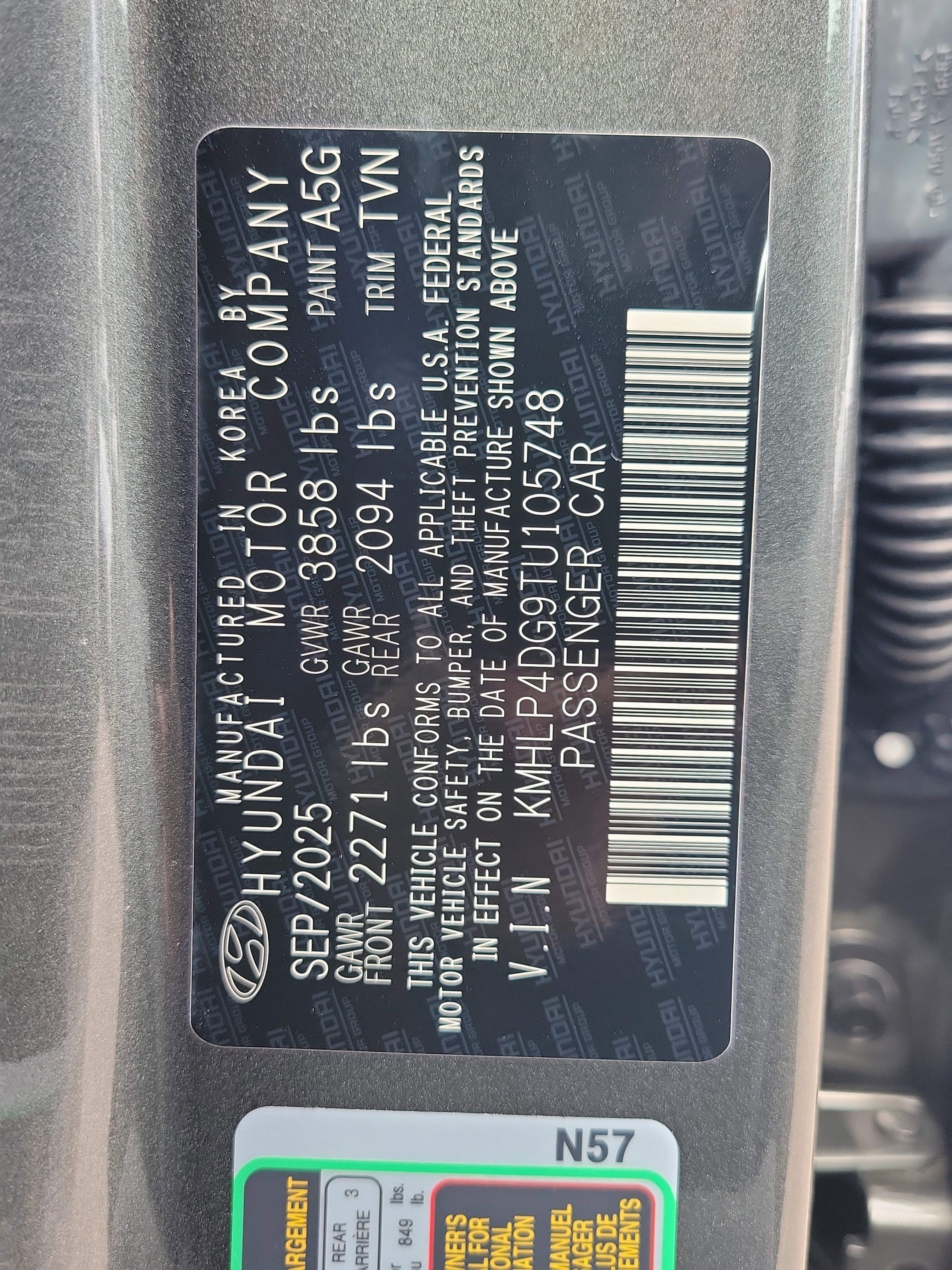 New 2026 Hyundai Elantra Limited FWD image 15