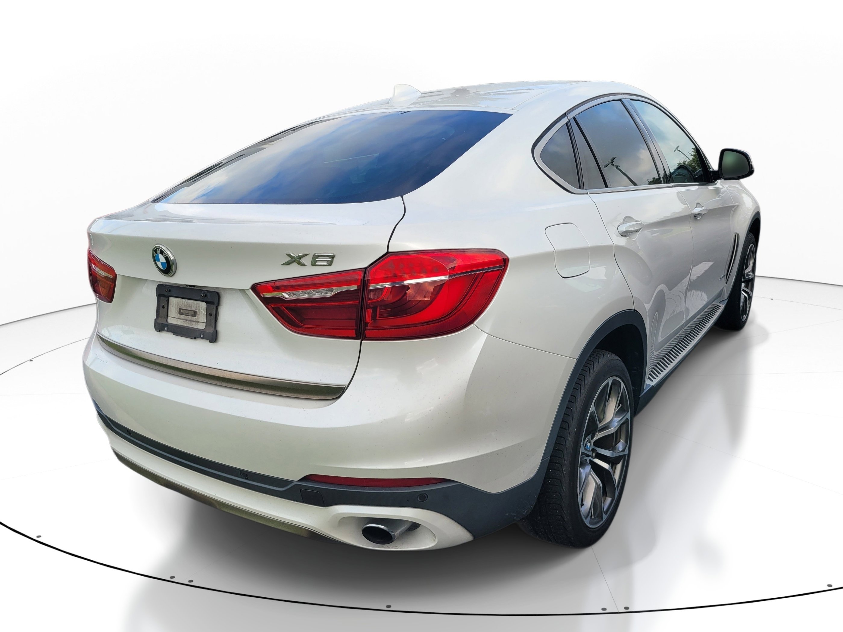 Used 2016 BMW X6 xDrive35i AWD/4WD image 4