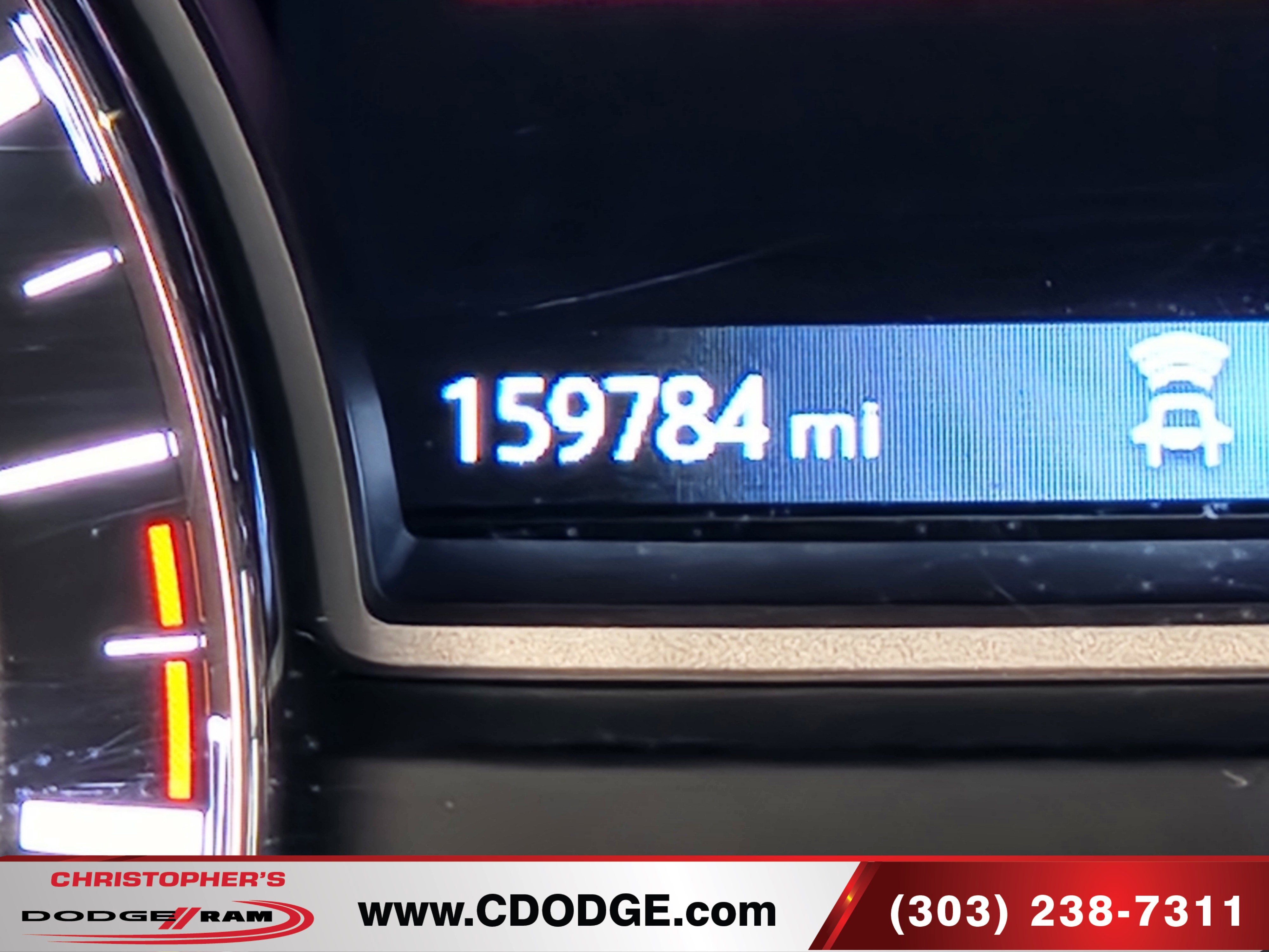 Used 2018 Nissan Pathfinder Platinum image 12