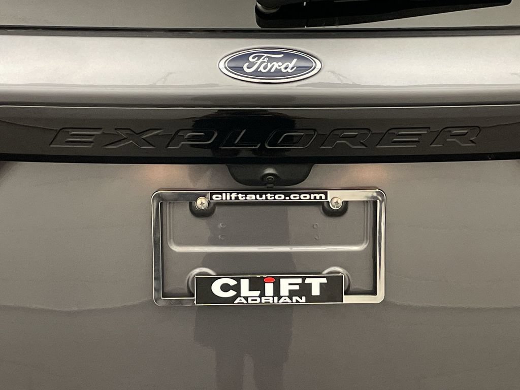Used 2021 Ford Explorer ST w/ Equipment Group 401A AWD/4WD image 25