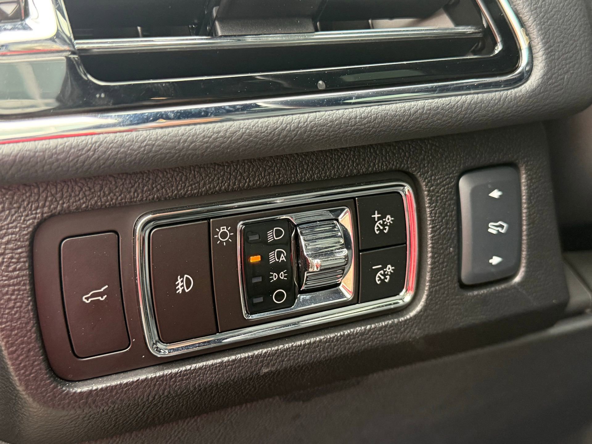 Used 2024 Lincoln Navigator Reserve image 42