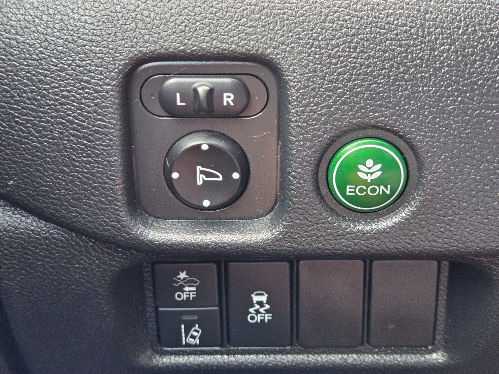 Used 2021 Honda Pilot EX image 18