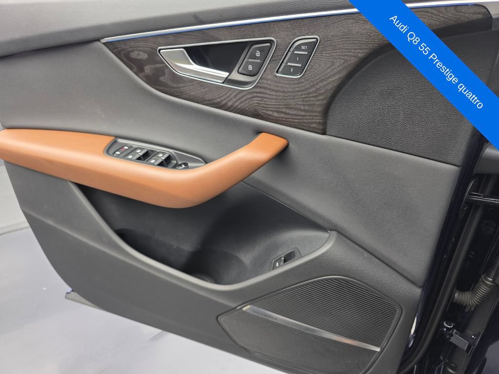 Used 2021 Audi Q8 Prestige AWD/4WD image 25