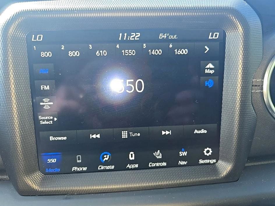 Used 2022 Jeep Wrangler Unlimited Sahara w/ Dual Top Group image 18