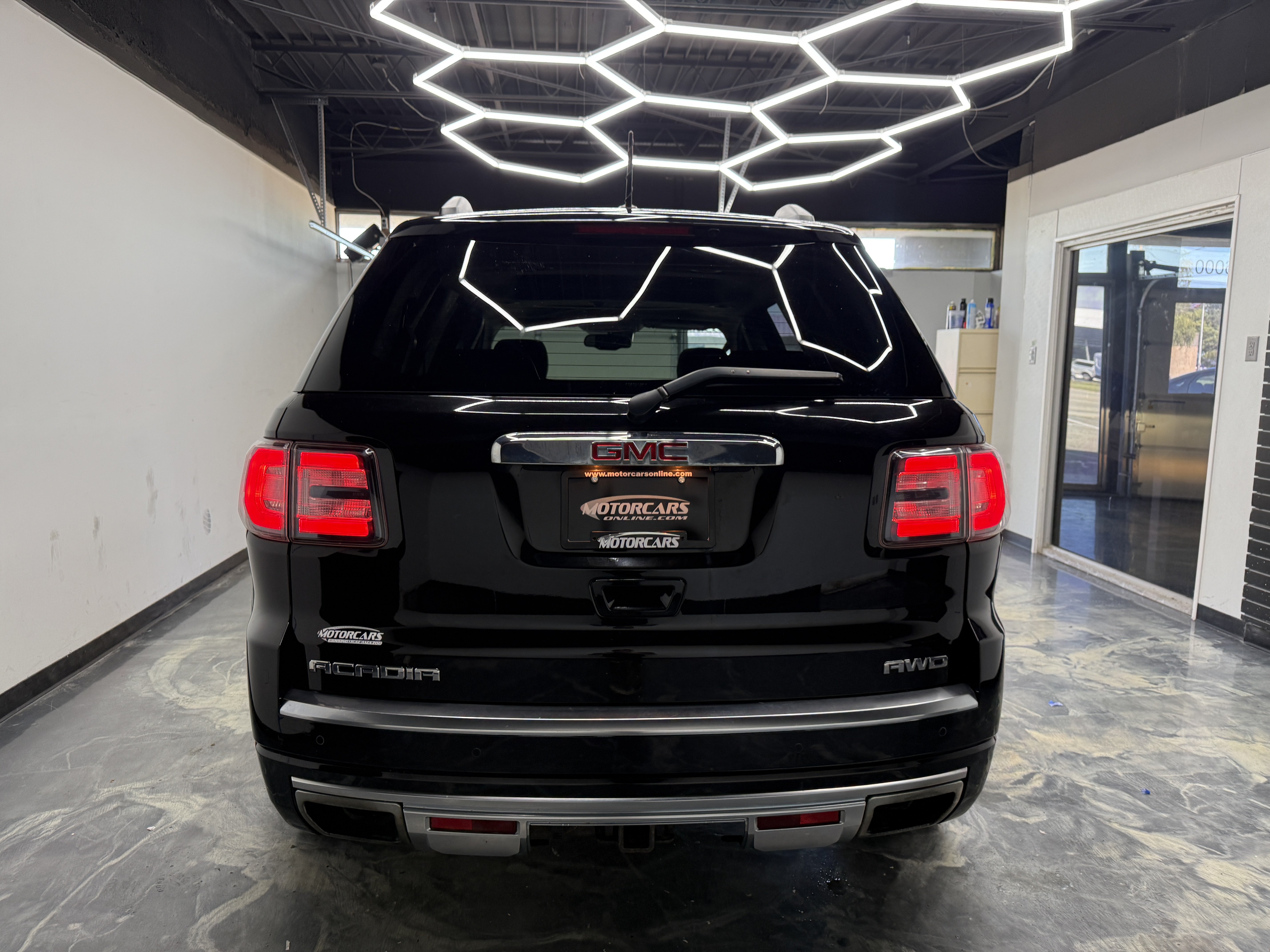Used 2016 GMC Acadia Denali AWD/4WD image 8