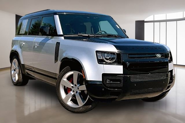 Used 2024 Land Rover Defender 110 X AWD/4WD image 3
