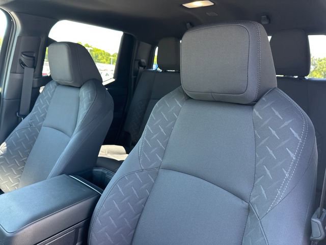 Used 2025 Toyota Tacoma SR5 RWD image 15