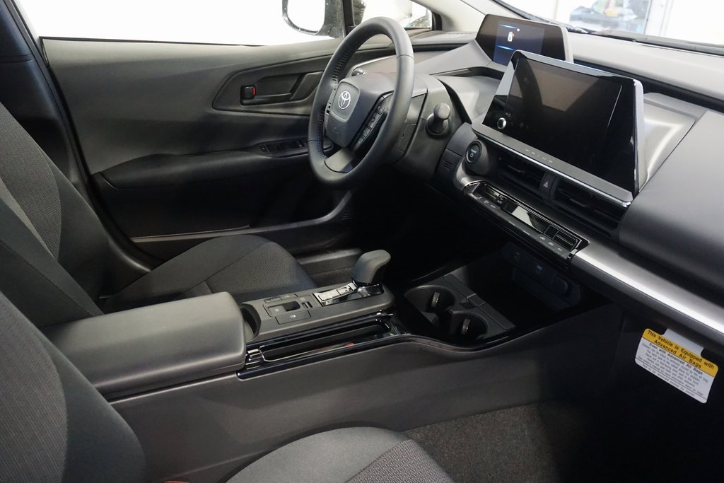 New 2026 Toyota Prius LE image 24