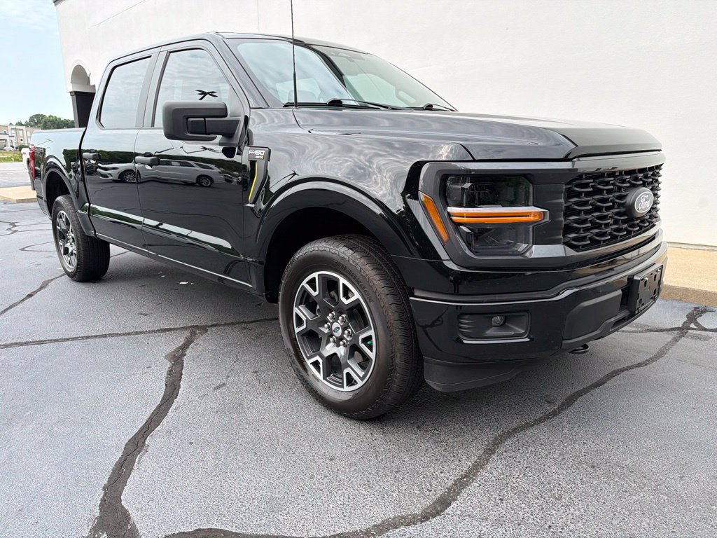 Used 2025 Ford F150 STX w/ Equipment Group 200A AWD/4WD image 3