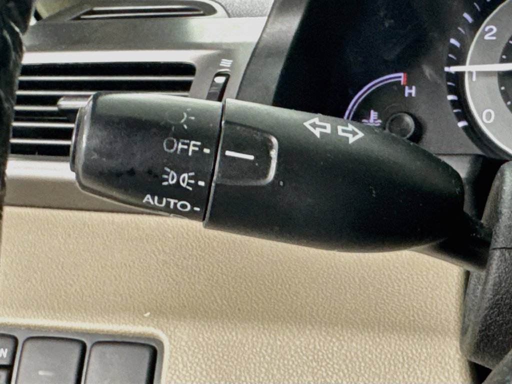 Used 2015 Honda Odyssey EX-L image 13