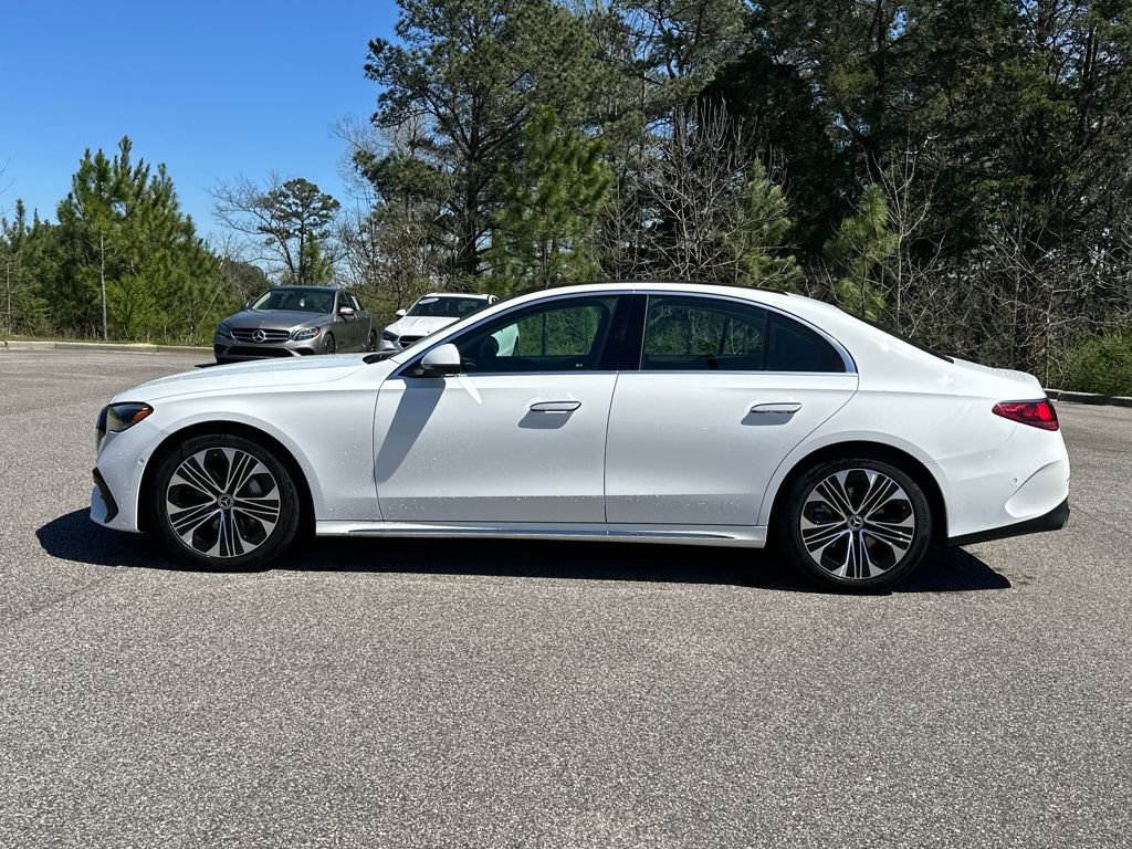 Used 2024 Mercedes-Benz E 350 4MATIC Sedan image 7