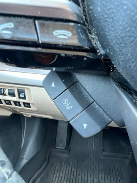 Used 2018 Subaru Outback 2.5i Limited AWD/4WD image 12
