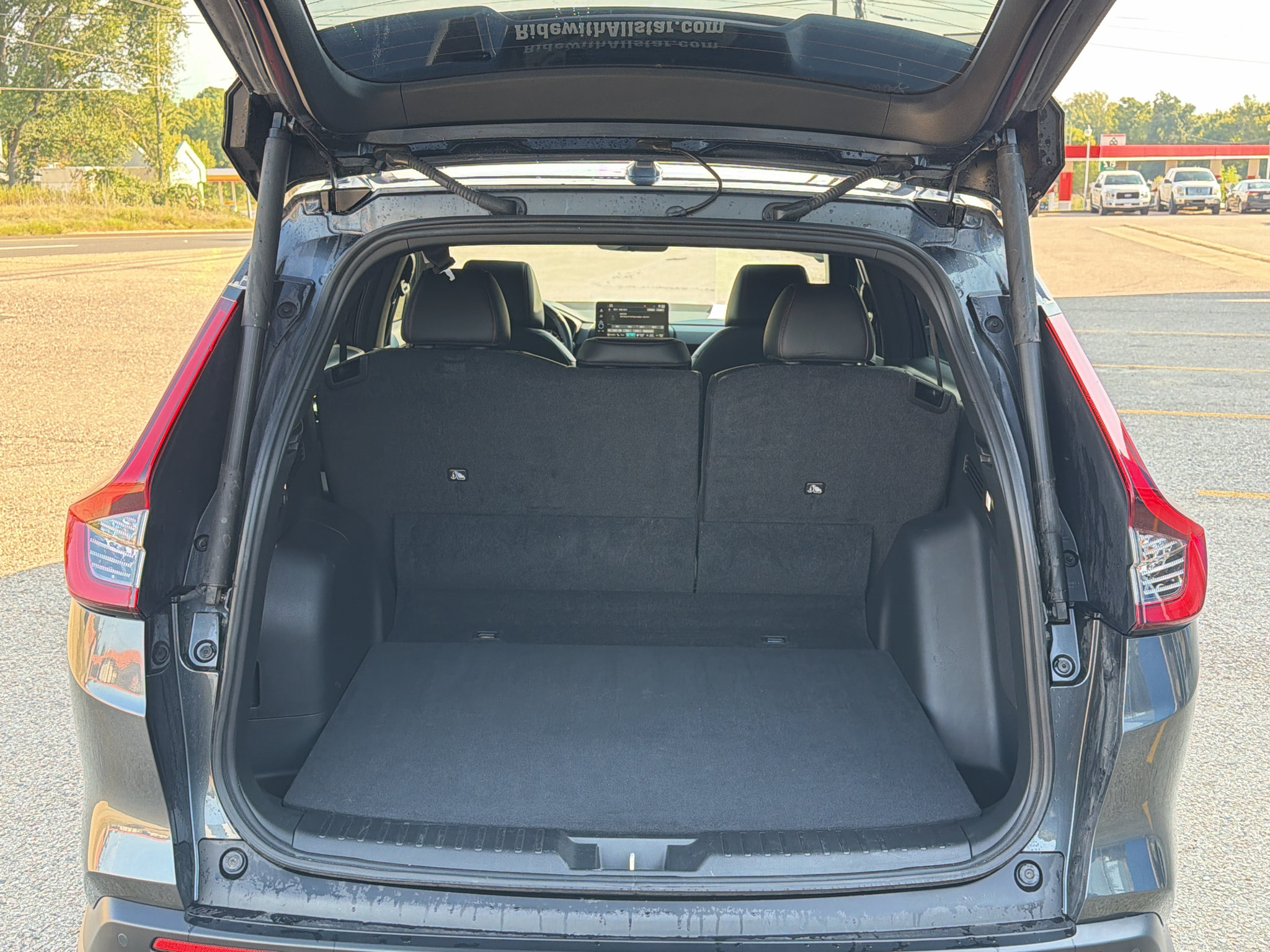 Used 2024 Honda CR-V Sport Touring image 10
