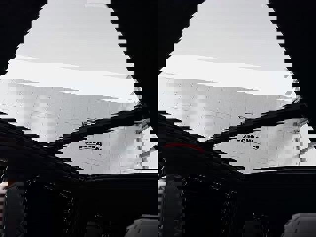 Certified 2025 Cadillac Escalade ESV Premium Luxury w/ Touring Package AWD/4WD image 27