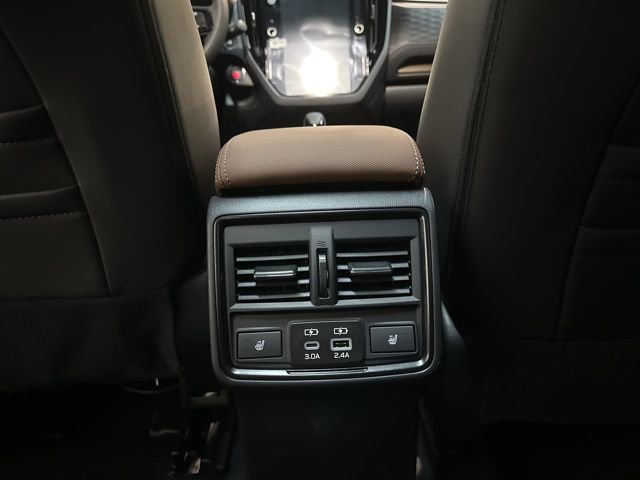 New 2025 Subaru Forester Touring image 31