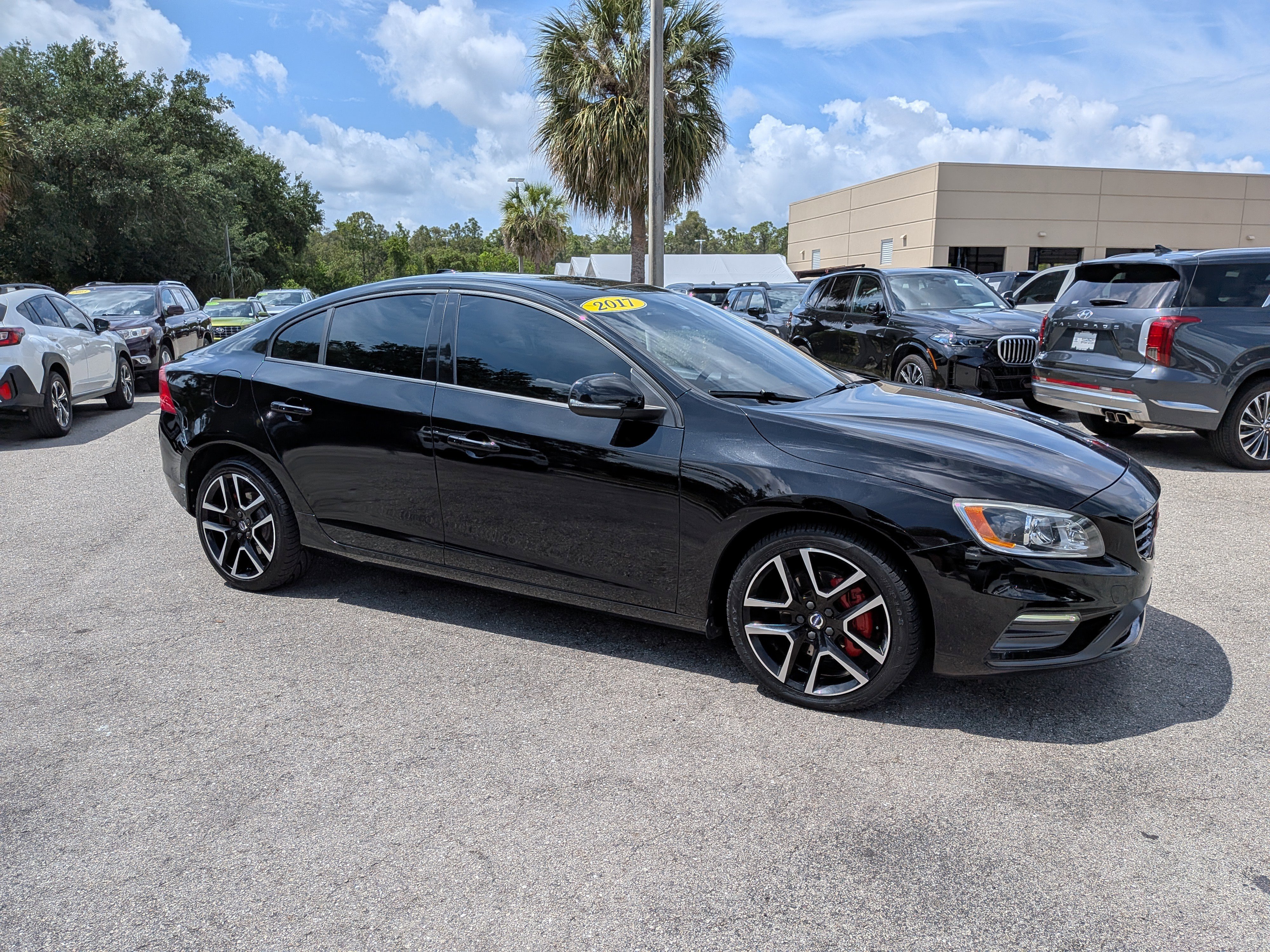Used 2017 Volvo S60 T5 Dynamic AWD/4WD image 2