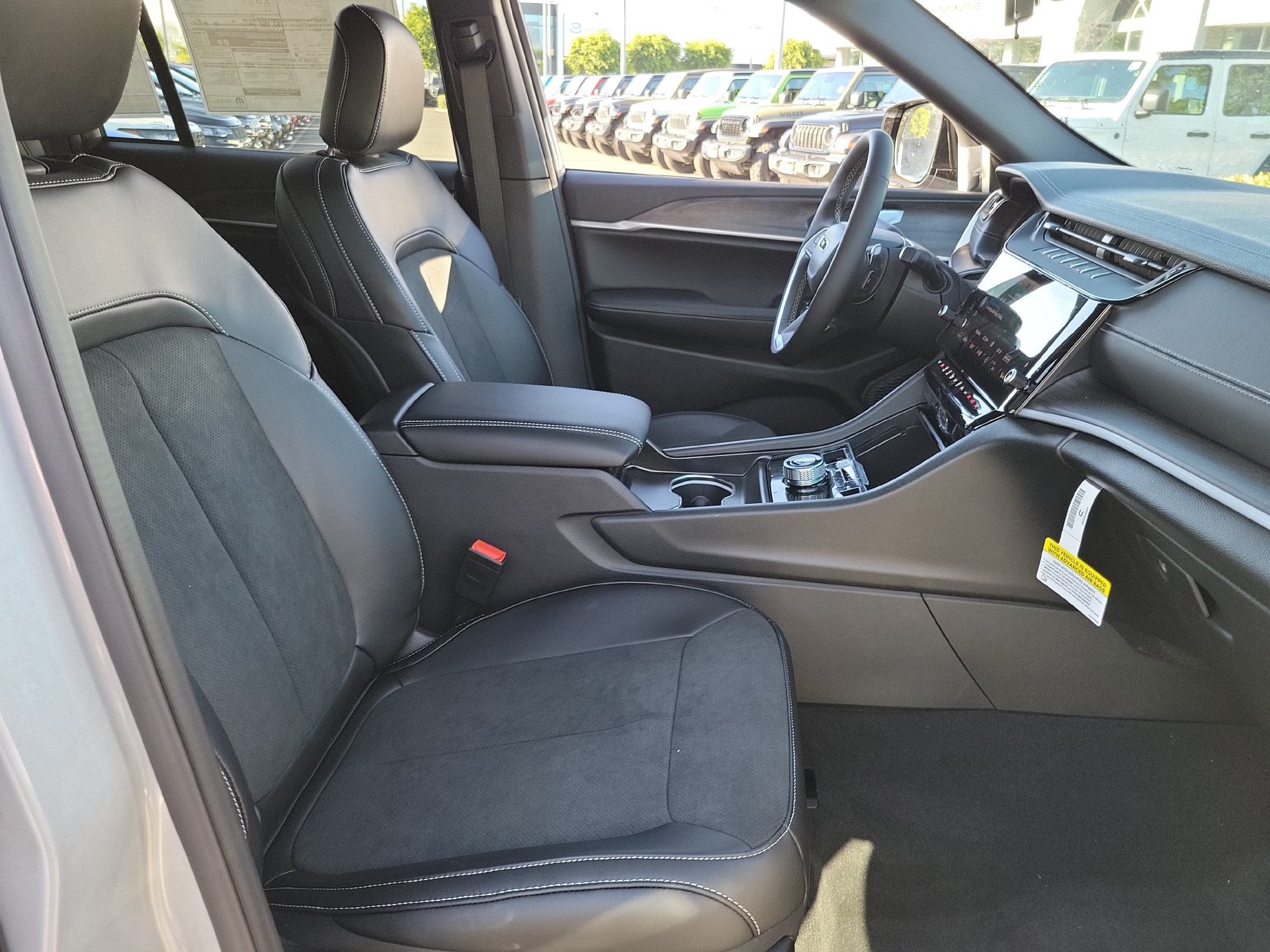 New 2026 Jeep Grand Cherokee Altitude RWD image 17