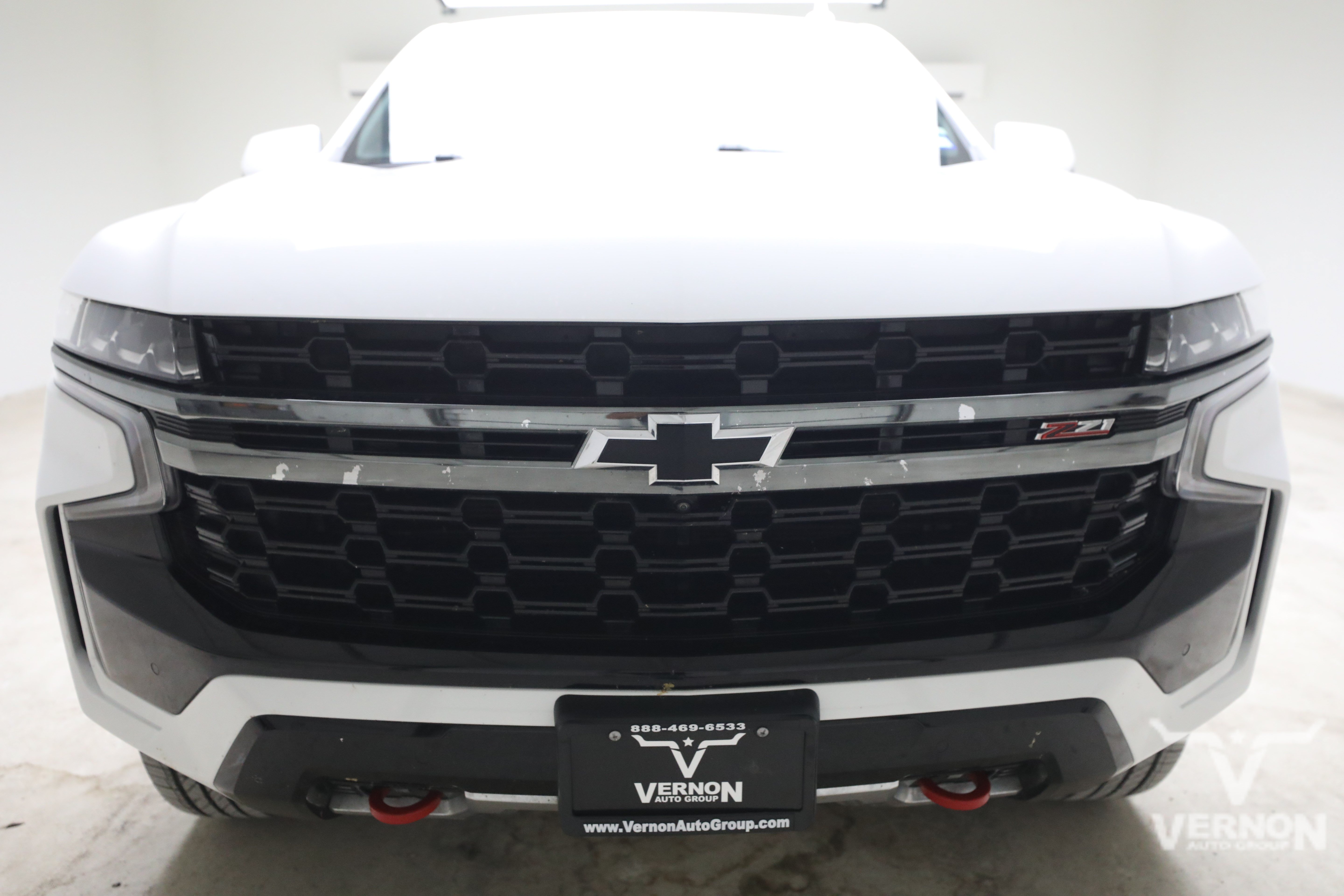 Used 2022 Chevrolet Tahoe Z71 w/ Luxury Package AWD/4WD image 8