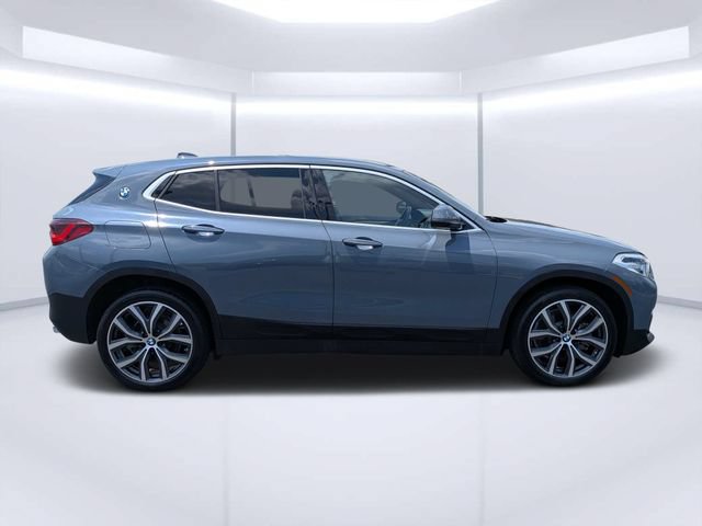Used 2022 BMW X2 sDrive28i w/ Convenience Package FWD image 2