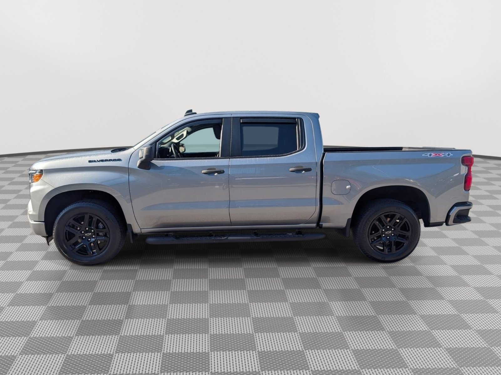 Used 2023 Chevrolet Silverado 1500 Custom w/ Rally Edition AWD/4WD image 2
