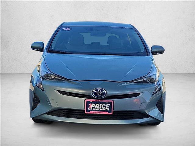 Used 2016 Toyota Prius Three FWD image 2