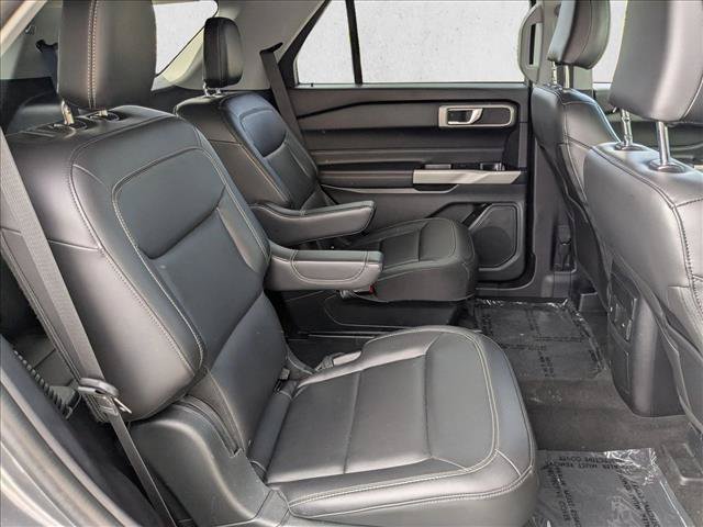 Used 2022 Ford Explorer XLT w/ Equipment Group 202A RWD image 23
